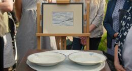 Antiques Roadshow guest 'astonished' to learn HUGE value of soup bowls