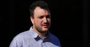 Appeals court reverses ruling that released pro-Palestinian activist Mahmoud Khalil from immigration detention