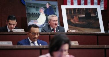 Bill and Hillary Clinton accused of stalling as GOP advances criminal charges in Epstein probe