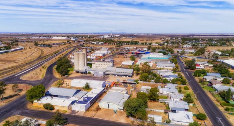Bricks thrown at elderly NSW couple after home invasion