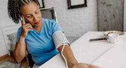 Cardiologist urges people with heart problems to 'check three numbers'