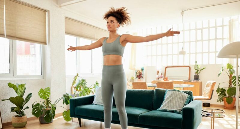 ChatGPT tells mum to jump 100 times every day and results are jaw-dropping