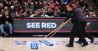 Chicago Bulls, Miami Heat game at United Center postponed due to condensation on the court