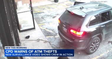 Chicago police release video showing thieves steal ATM from North Side store; CPD warns of string of burglaries