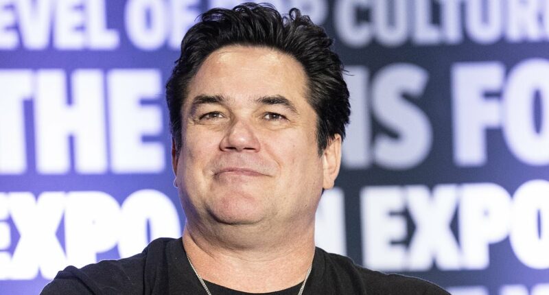 Dean Cain says Alex Pretti 'wasn't just being a peaceful protester'