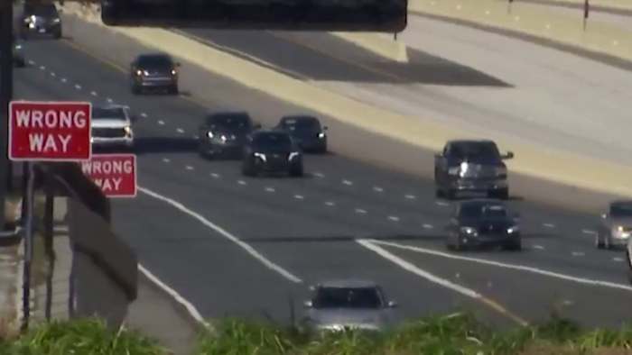 Do you have to move over for these cars on the highway? Here’s what Florida law says