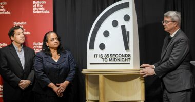 'Doomsday Clock' ticks closer to midnight over global threats, group says