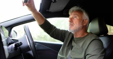 Early signs of dementia including one you may notice while driving