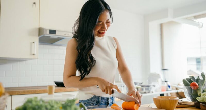 Expert reveals the five places in your home where you're exposed to the most cancer-causing microplastics