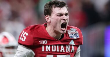 Fernando Mendoza says God helped Indiana Hoosiers crush Oregon
