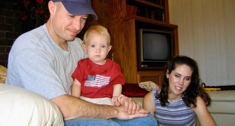 Firefighter strangled wife so he could be with mistress, court hears