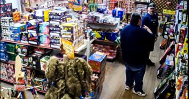 Former Navy SEAL convicted for trying to harm police with explosives during California 'No Kings' protests