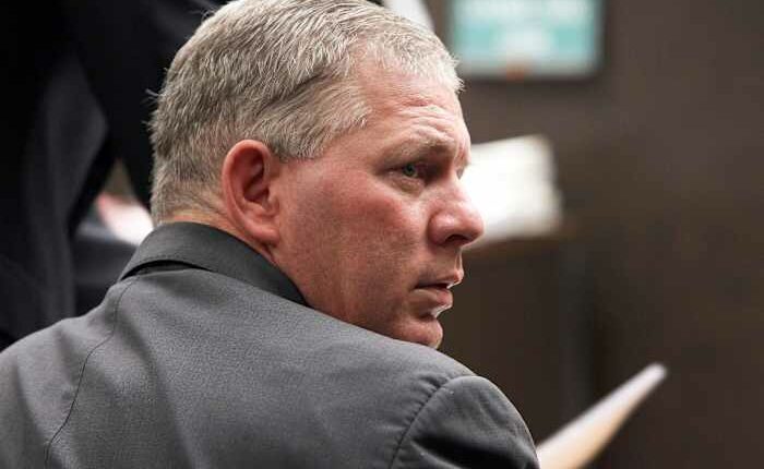 Former baseball player Lenny Dykstra faces drug charges after New Year's Day traffic stop