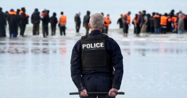 French police must stop using force on UK-bound small boat migrants
