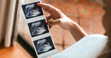 Fury as NHS tells midwives to back cousin marriage