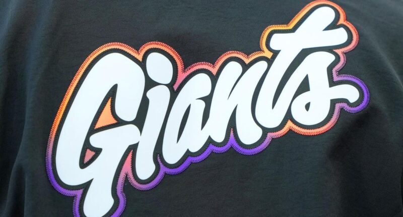 Giants Sign Top International Prospect, Luis Hernandez