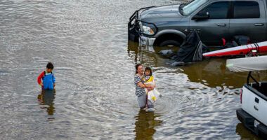 Heavy rain, high tides cause flooding along stretch of Northern California
