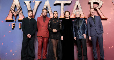 Hollywood starts 2026 with 'Avatar: Fire and Ash' No. 1, as James Cameron's sci-fi epic crosses $1B