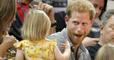 How fun-loving Prince Harry pretended not to notice when an adorable two-year-old helped herself to the royal's food - showing us all what a great dad he would be