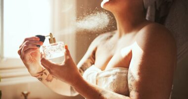 I'm a health expert... here is why you should NEVER spray perfume on your neck