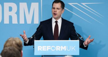 'I'm the new sheriff in town!': Robert Jenrick's memo REVEALED