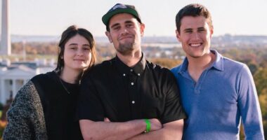 Insiders reveal how the Reiner family decided to ax Nick's legal fund