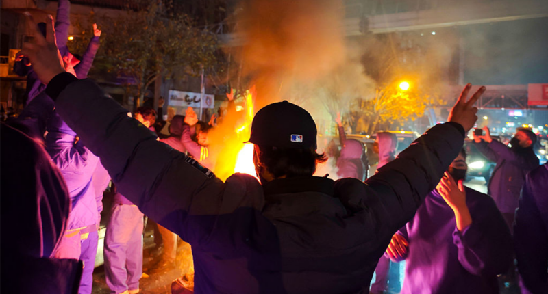 Iranians able to make some international calls as internet remains blocked amid protests