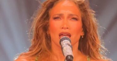Jennifer Lopez demands 'respect' during emotional Las Vegas moment