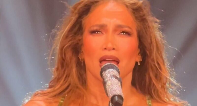 Jennifer Lopez demands 'respect' during emotional Las Vegas moment