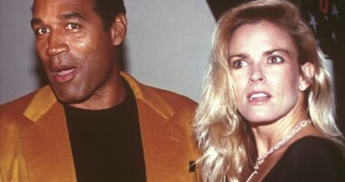 KILLER O.J. SIMPSON SPIED ON MY SOFA SEX SESSION WITH NICOLE