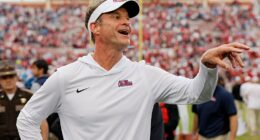 Celebrity Net Worth logo