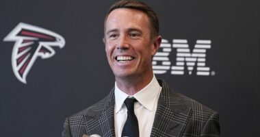 Legendary NFL quarterback makes major return to the Atlanta Falcons