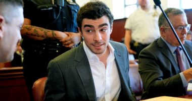 Luigi Mangione wins evidentiary hearing on backpack search after judge's about-face decision