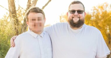 Man abused by his mom reveals heartbreaking question their son asks