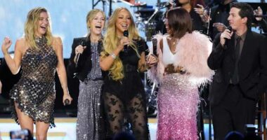 Mariah Carey's secret grunge album part of tribute at MusiCares event