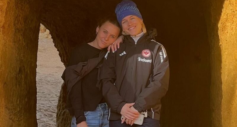 Matildas star Hayley Raso pictured getting VERY cosy with Eintracht Frankfurt teammate