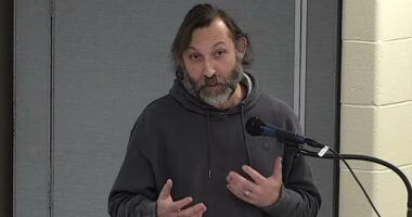 Mayor's embarrassed husband forced to make groveling public apology