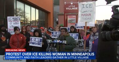 Minneapolis ICE shooting today: Protest held in Little Village, Chicago area after DHS says CE officer shoots, kills woman in MN