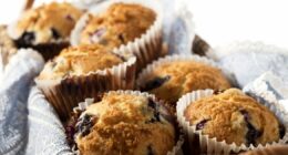Mix 4 ingredients to make high protein blueberry muffins loved by personal trainer
