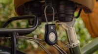 Moto’s new tracking tag comes with a healthy battery boost