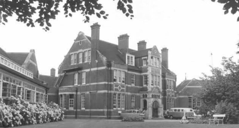 NHS called in exorcist after hospice staff reports of ghost