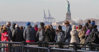 Net Migration to the US Hits Milestone Number Not Seen in Over 50 Years