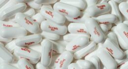 New research bolsters evidence that Tylenol doesn't raise the risk of autism despite Trump's claims
