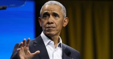 Obama condemns Trump administration for Alex Pretti shooting