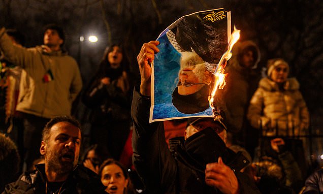 Opinion: Iran's rulers are tettering. Trump must give them a shove