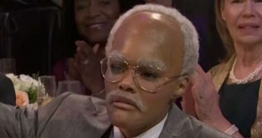 Oscar-nominated actress looks UNRECOGNIZABLE as 'old man' on SNL