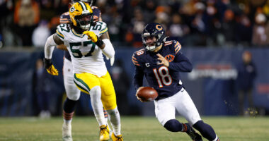 Packers-Bears game today: Wild-card NFL playoff game with Chicago Bears, Green Bay Packers is rare matchup in long-running rivalry