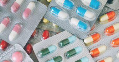 Painkillers prescribed to 4.5 million Britons slapped with addiction warning by health chiefs after drugs safety review