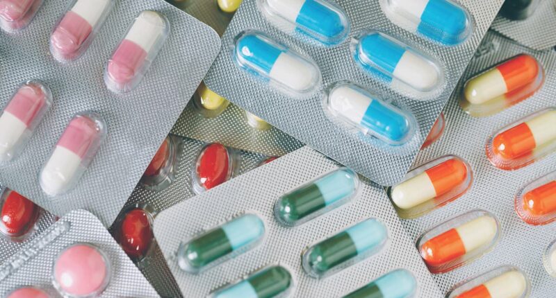 Painkillers prescribed to 4.5 million Britons slapped with addiction warning by health chiefs after drugs safety review