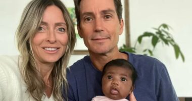 Parents sue fertilization clinic after delivering someone else's baby